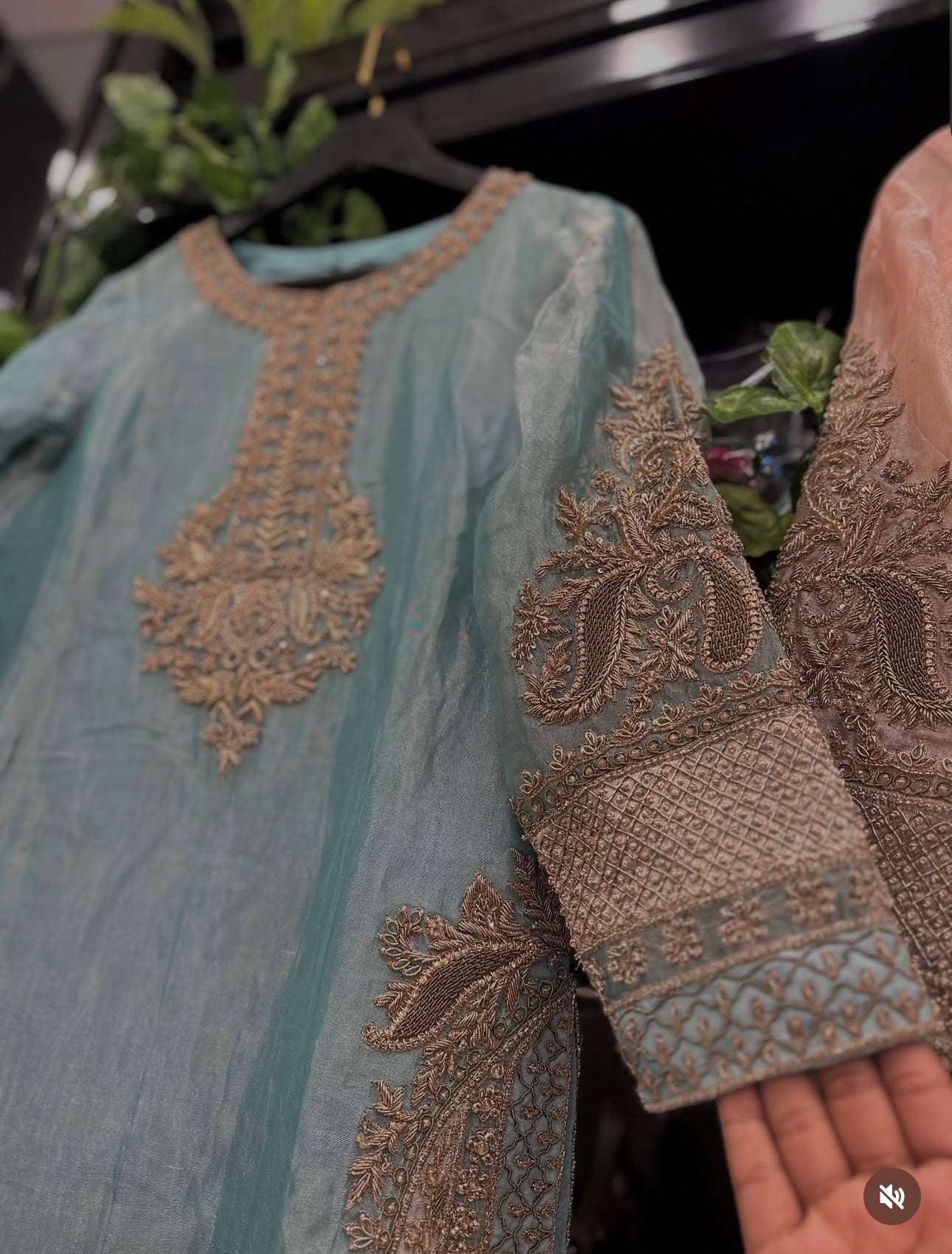 Atharva Heritage ✨ Diwali & Karva Chauth Exclusive – Handwoven Tissue Silk Zardozi Ensemble ✨