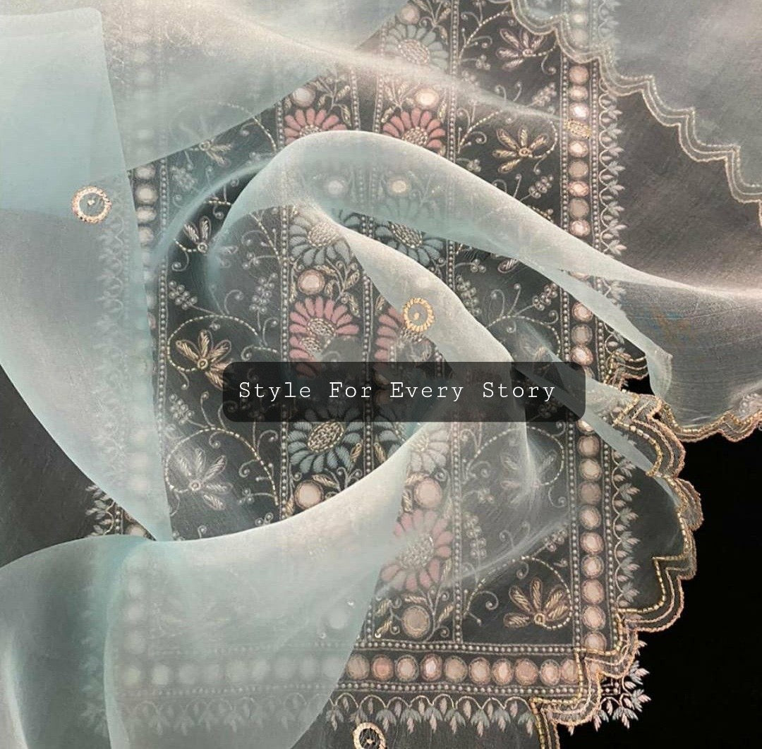 Atharv Heritage – Makmal Collection: The Silk Velvet Regalia MSV151