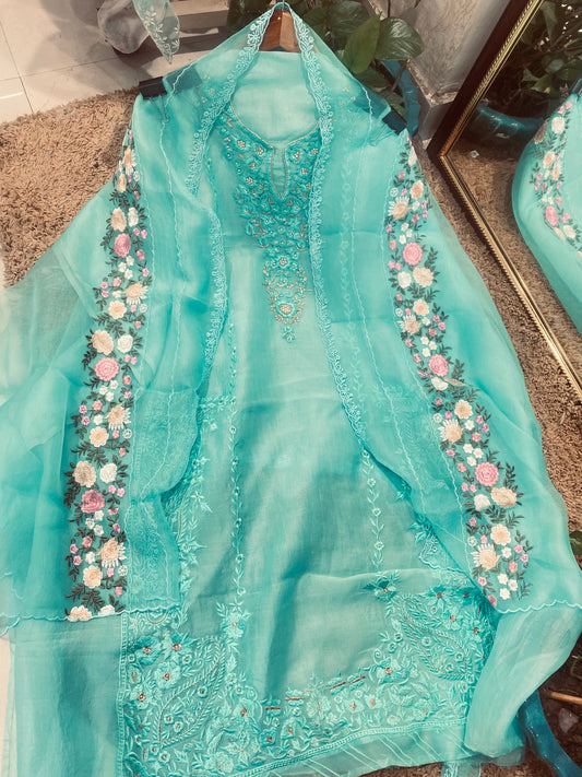 Sheer Luxury Ready to Wear Pakistani Suit SLP003C