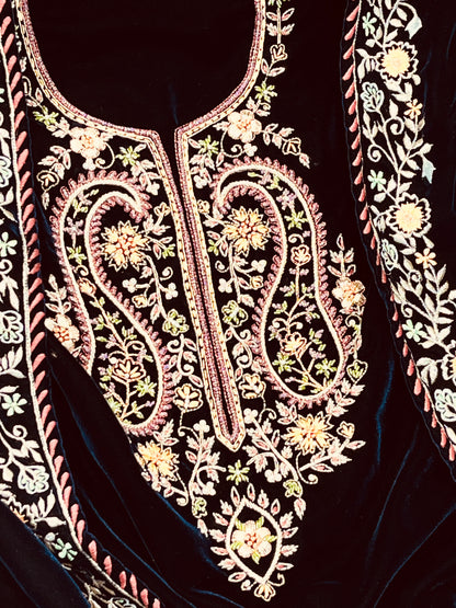 Atharva Heritage/Kashmiri Embroidered The Winter Velvet 2024 Edits EM1033