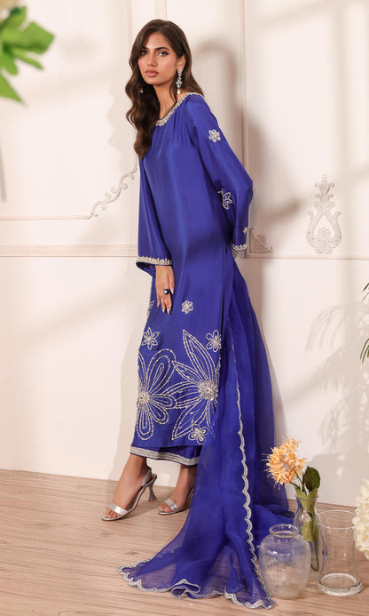 Atharva Heritage Cobalt Crystal Ensemble — A Symphony of Grace and Glamour SCB167
