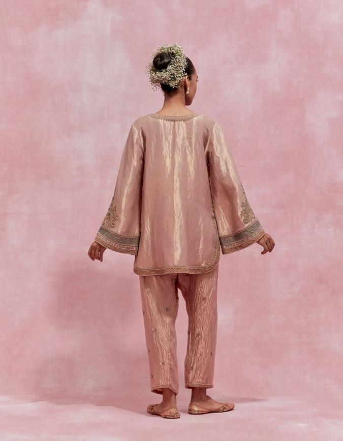 Atharva Heritage ✨Trousseau Collection – Handwoven Tissue Silk Zardozi Ensemble Front Embroidery 2 Pc  With Dhoti Pants Coord Set ✨ PTSTHZ567
