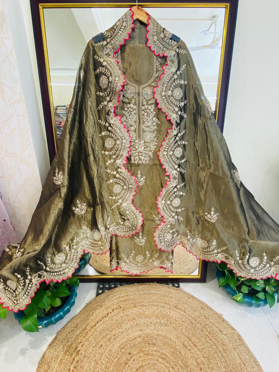 ATHARVA HERITAGE MAHARANI LUXURY TISSUE SILK SUIT MTC00576