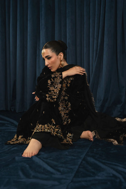 Atharva Heritage Black Pure Silk Velvet Pakistani Suit with Hand Zardozi Embroidery SVHZ7632