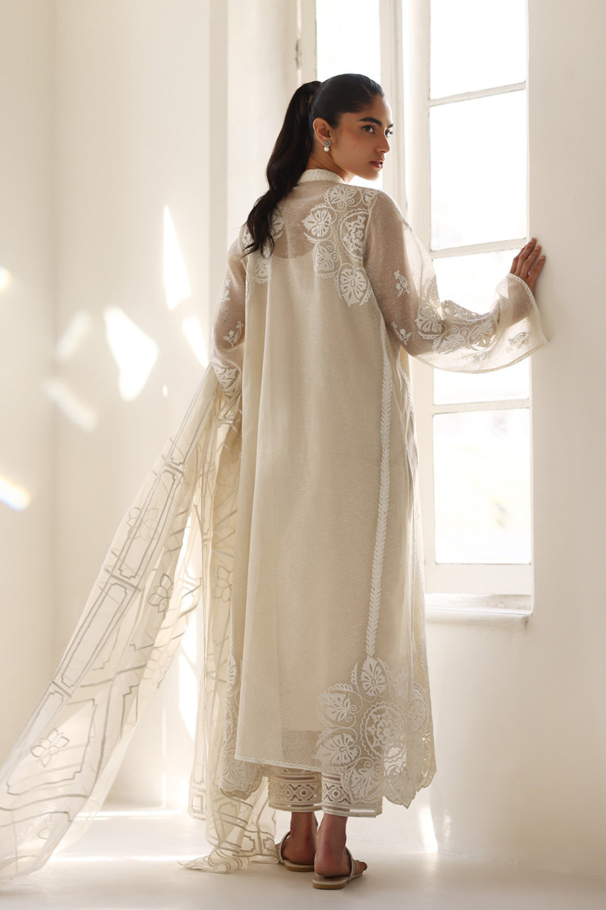 Sheer Luxury Ready to Wear Pakistani Suit SLP0026