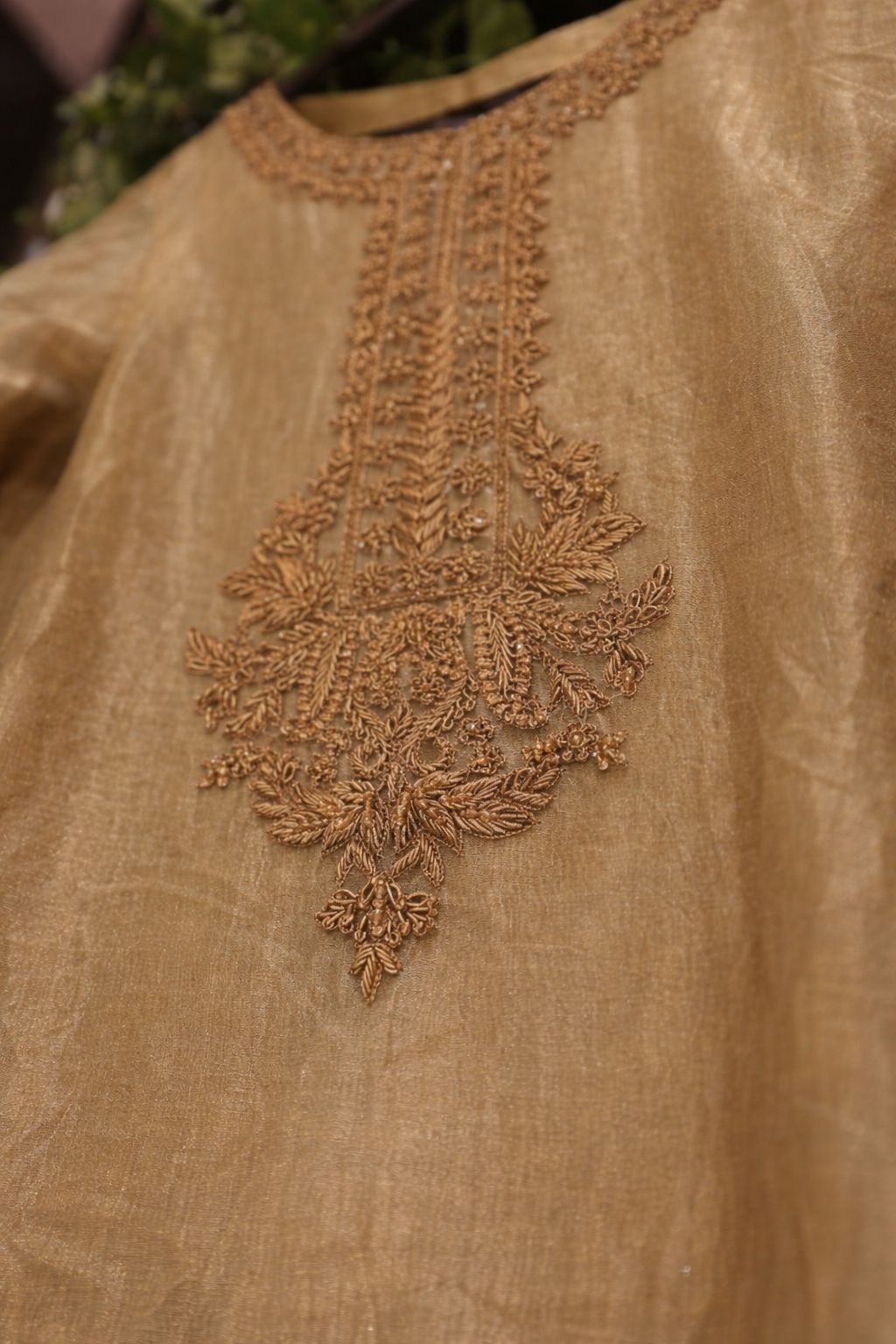 Atharva Heritage ✨Trousseau Collection – Handwoven Tissue Silk Zardozi Ensemble Front Embroidery ✨ PTSTHZ567