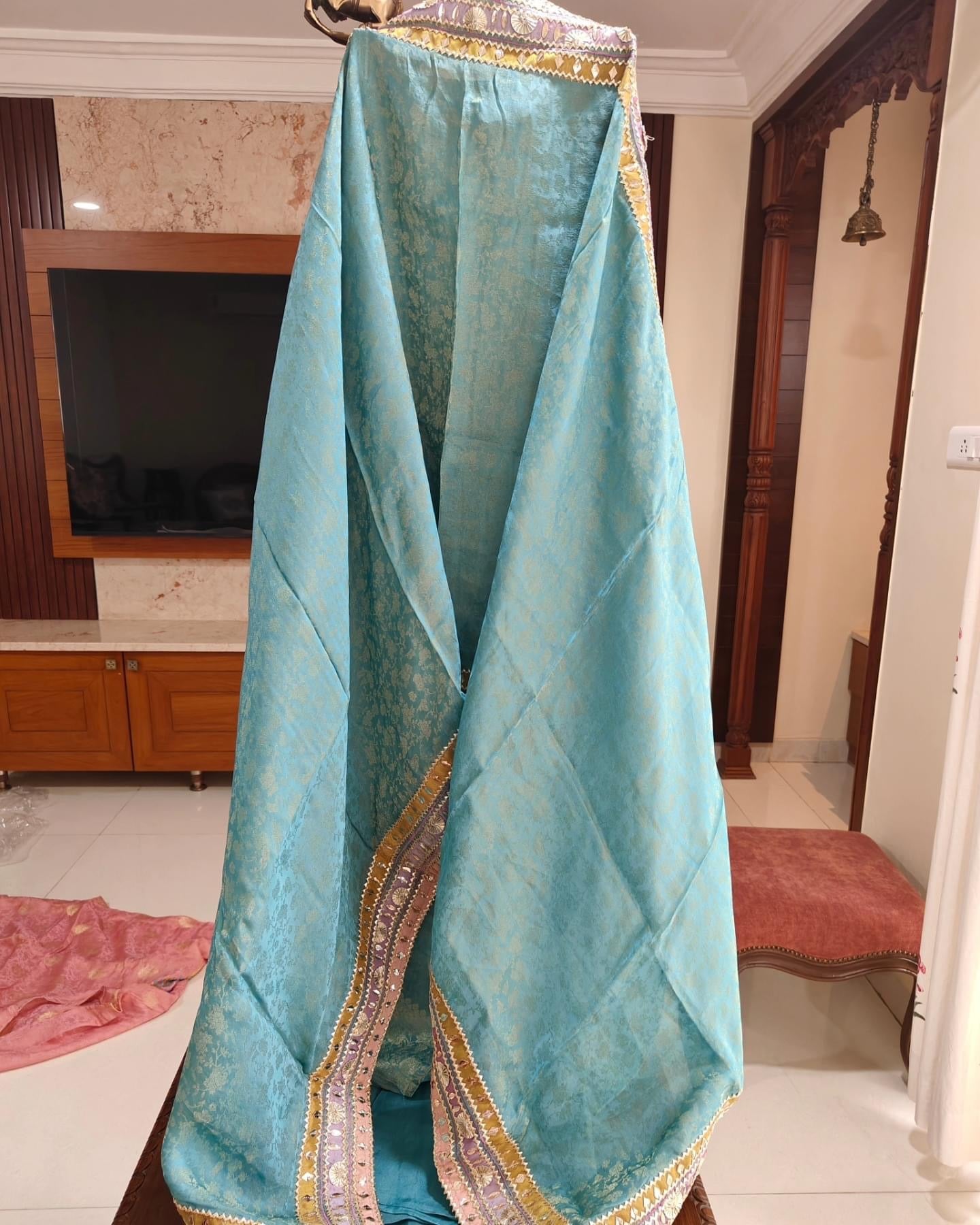 Atharva Heritage stunning Silk Kurta with Banarasi Silk Dupatta SG002