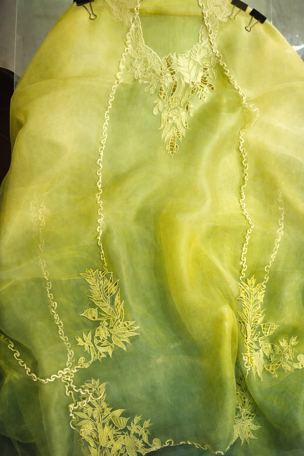 ATHARVA HERITAGE Satin Organza 80 Grams Ombre Hand Applique Pakistani Suit SLPOM976