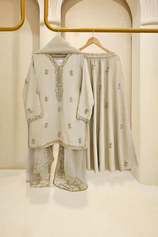 Zareen – Timeless Elegance by Atharva Heritage ZKR001