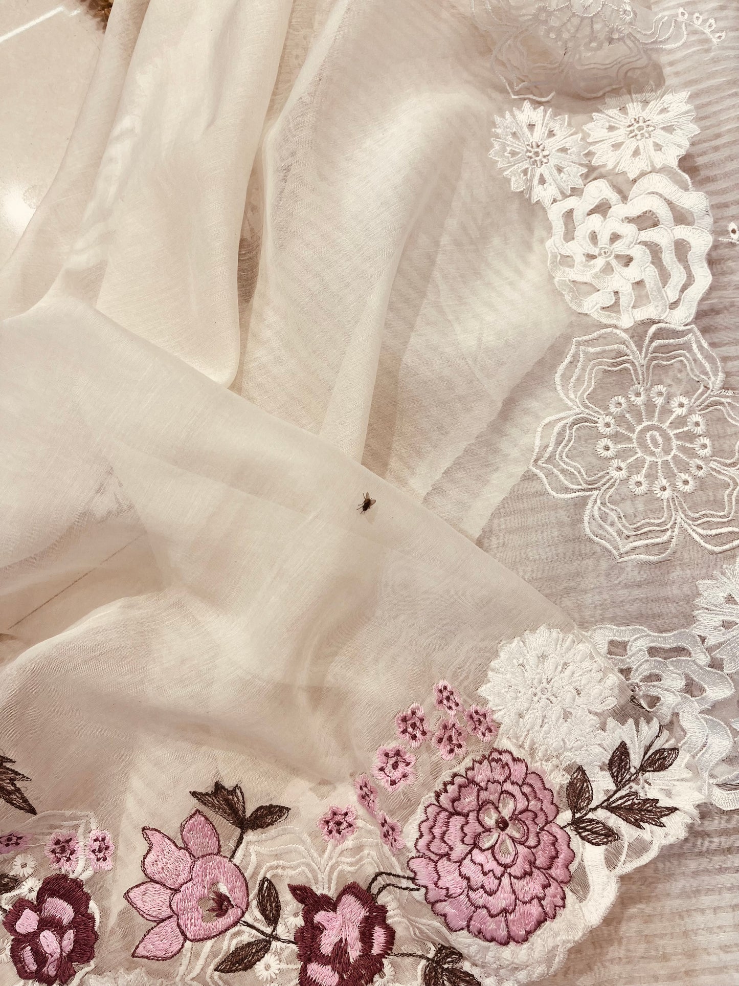 ATHARVA HERITAGE PURE MUL CHANDERI PARSI GARA SUIT MCH0085 IVORY
