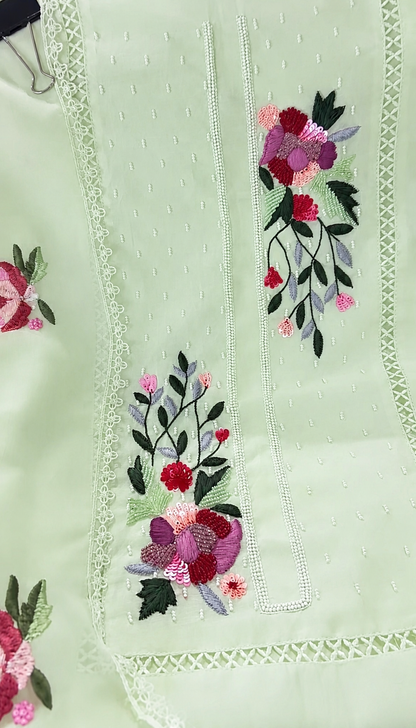Atharva Heritage White Hand-Embroidered Pure Chanderi Silk Pakistani Suit with Organza Dupatta & Cross-Stitch Detailing CHO0010