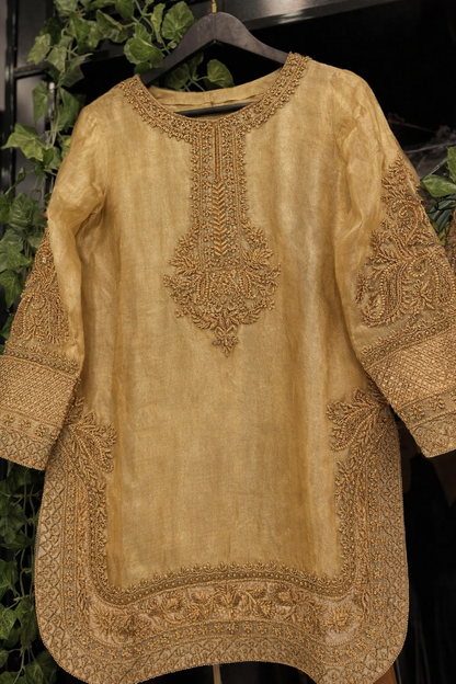 Atharva Heritage ✨Trousseau Collection – Handwoven Tissue Silk Zardozi Ensemble Front Embroidery ✨ PTSTHZ567