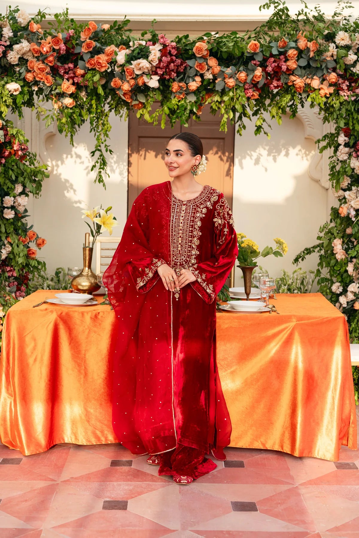 Atharva Heritage मखमल – Pure Velvet Silk Hand Embroidered Suit Set 18311301