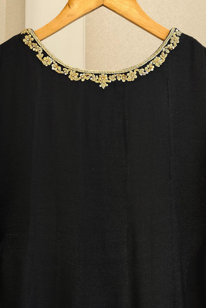 Atharva Heritage Luxury that celebrates every size, every silhouette, every you. Ready to Wear Pakistani Suit SLP00157 Black