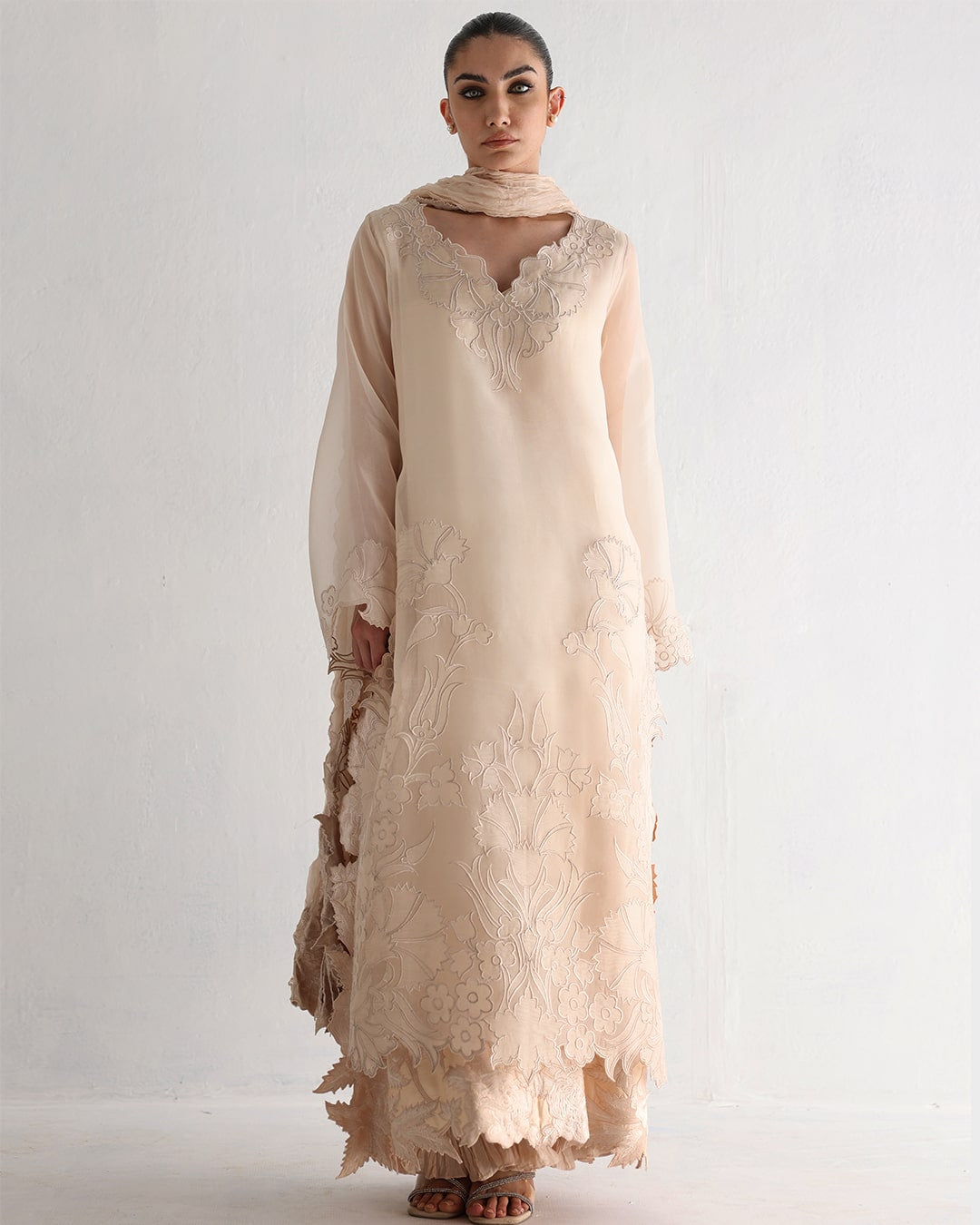 Sheer Luxury Ready to Wear Pakistani Suit SLP0022