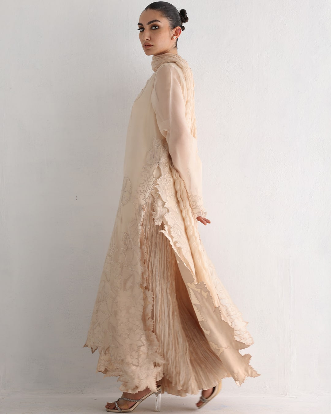 Sheer Luxury Ready to Wear Pakistani Suit SLP0022