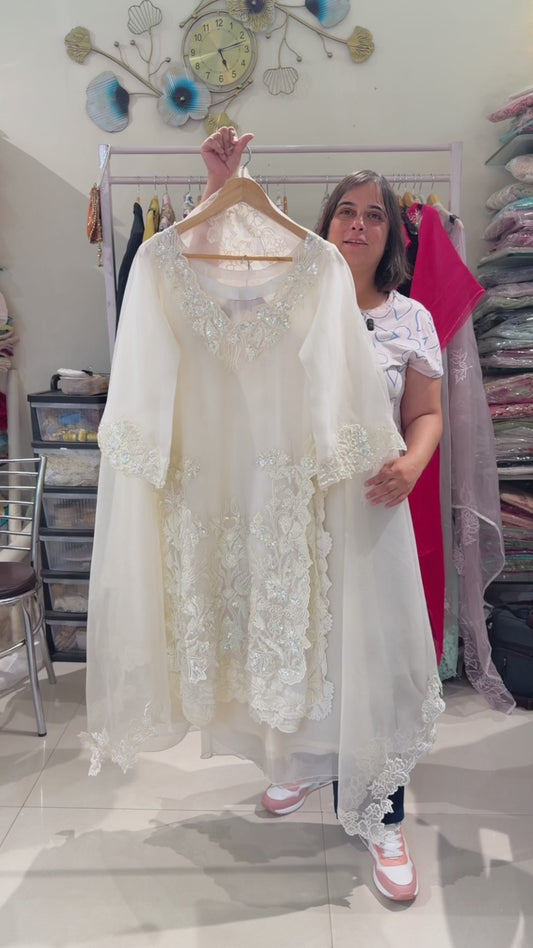 ATHARVA HERITAGE The Ultimate Designer Pakistani Suit in Ivory – Four-Layer Hand-Embroidered Couture Ensemble AH13314LPS