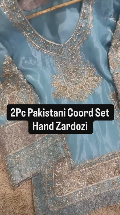 Atharva Heritage ✨Trousseau Collection – Handwoven Tissue Silk Zardozi Ensemble Front Embroidery ✨ PTSTHZ567