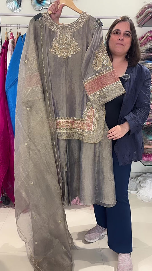 Atharva Heritage ✨Trousseau Collection – Handwoven Tissue Silk Zardozi Ensemble Front n Back ✨ PTSTHZ567
