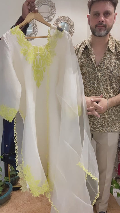 ATHARVA HERITAGE Sheer Luxury Ready to Wear Pakistani Appliqué Suit SLP0507