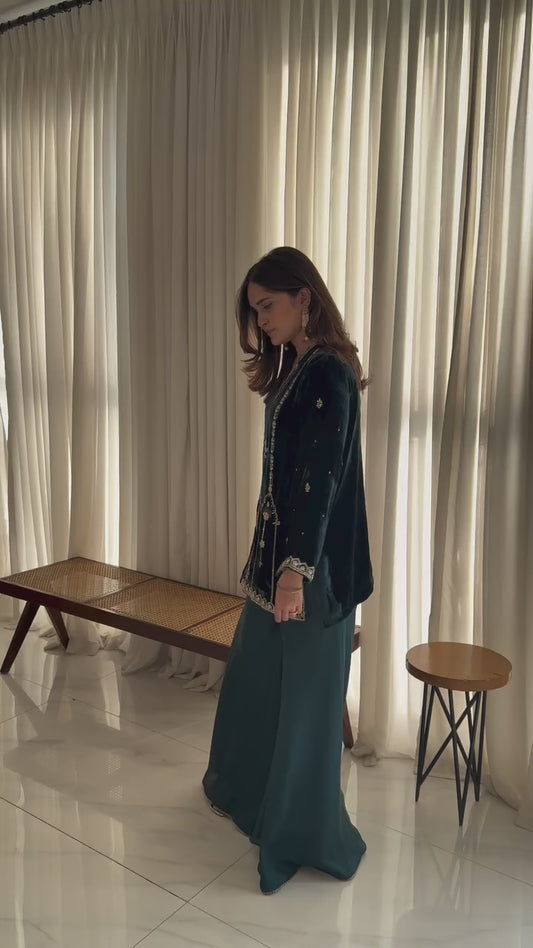 Atharva Heritage 100% Pure Silk Velvet Hand-Embroidered Jacket-Style Pakistani Corset Set | Custom Tailored (S–9XL) PKCSV167